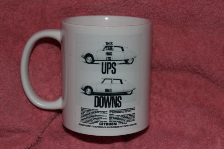 11oz Citroen DS mug